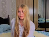 Hello! My name is Emma, I am glad to see you on my profile and my show, I am 19 years old, I study and work, waiting for you on my show with all my love!