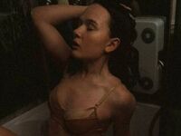 hot cam girl spreading pussy DavinaHislip