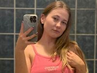 anal cam GlossyMonica