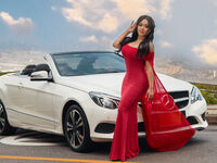 topless camgirl Miah