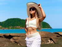 masturbating girl ArianaWells