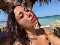 camslut showing tits EvvaMiller