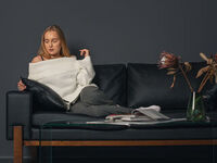 topless girl MabelleWahn