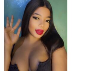 femdom chat room SarahCourt