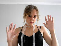 adult livecam AdeleMoone