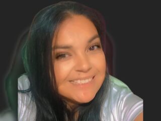 camwhore shaving pussy AlexaAurora