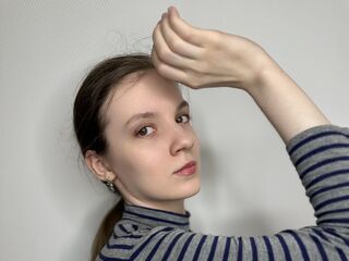 live striptease AlyseCluster