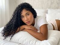 camgirl webcam pic AmaraDilucas