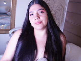 cam slut chat room AmaraDolce