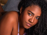 naughty camgirl masturbating with vibrator AmaraRuiiz