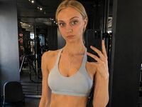 beautiful cam girl BeckieGuerro