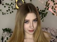 mastubating web cam girl BellaBrosk