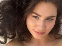 topless cam girl BereniceFountain