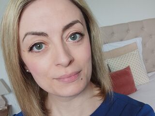 free webcam chatroom BiancaLuxe