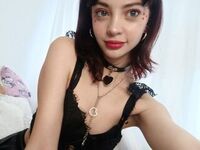 camgirl masturbating with sextoy CassyVixen
