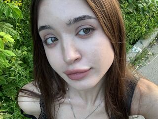 camwhore masturbating with vibrator ChandraHankin