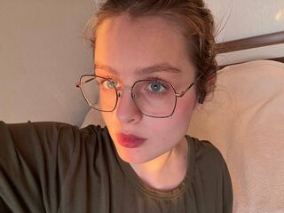 hot cam girl masturbating with dildo CindyEth