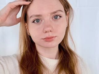 live striptease CreolaMarn