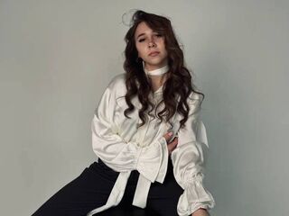 naughty camgirl fingering pussy DayleJageman