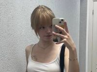 chat room photo DonetteOkada