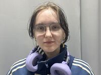 cam girl playing with dildo DoraDawson