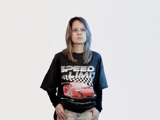 hot cam girl masturbating with sextoy DustiShrock