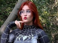 cam girl masturbating with vibrator ElenaLockard