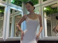 cam show ElianaBloom