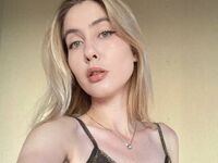 naked webcamgirl picture ElizaGoth