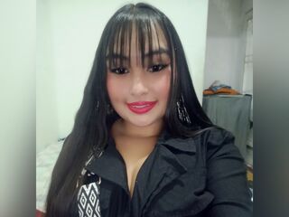 nude camgirl photo EmaClarens