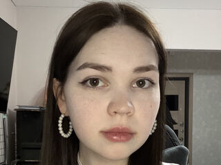 live sex webcam video EmiliRoyzi