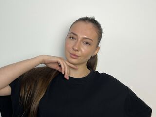 nude cam girl photo EthaGuitreau
