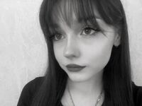 adult webcam chat room EvelynnCaillouet