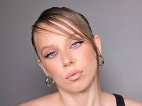 striptease EvieBrens