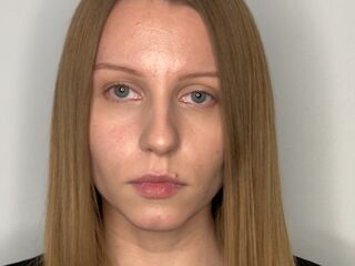 chat live cam FawnTobin