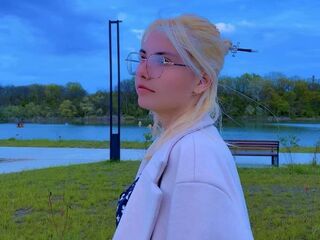 hot girl FredericaMittag
