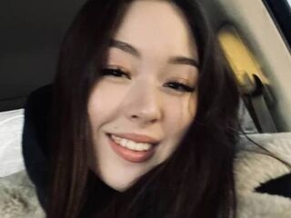 naked cam girl masturbating with dildo HaniKoenke