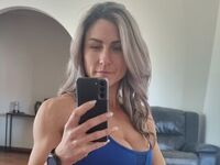 cam girl playing with vibrator Hiltonsammy