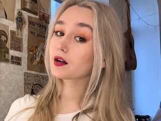 shaved pussy cam IlianaEggenberg