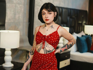 beautiful webcam girl IvanaDeLuca