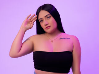 fingering camgirl IvonneNoir