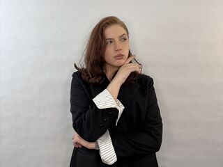 naughty camgirl photo IzolaDonawa