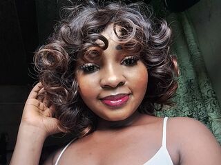 fingering camslut JenniferJoe