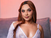 strip tease JessieCrox