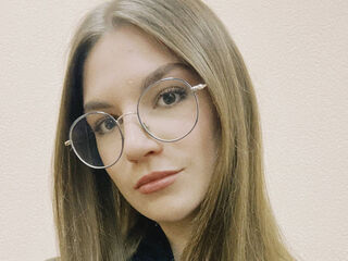 naked camgirl KaraTribley