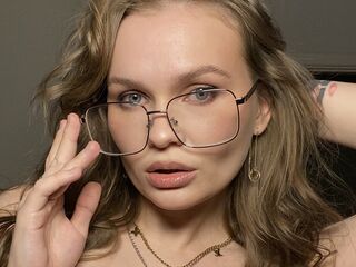 naughty webcamgirl KattyWests