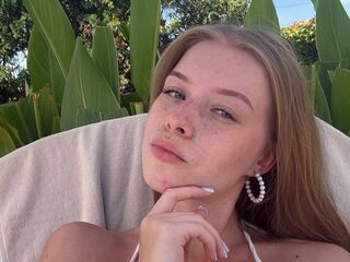 naked girl with live cam LashandaWeider