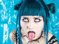 cam girl playing with dildo LaurentMason