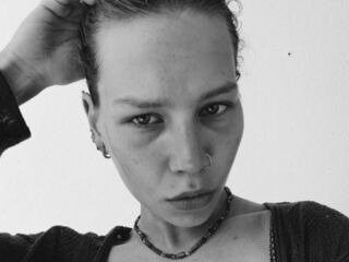 girl chat room LeeanneYepes