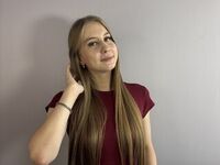 beautiful webcam girl LeolaHunkins